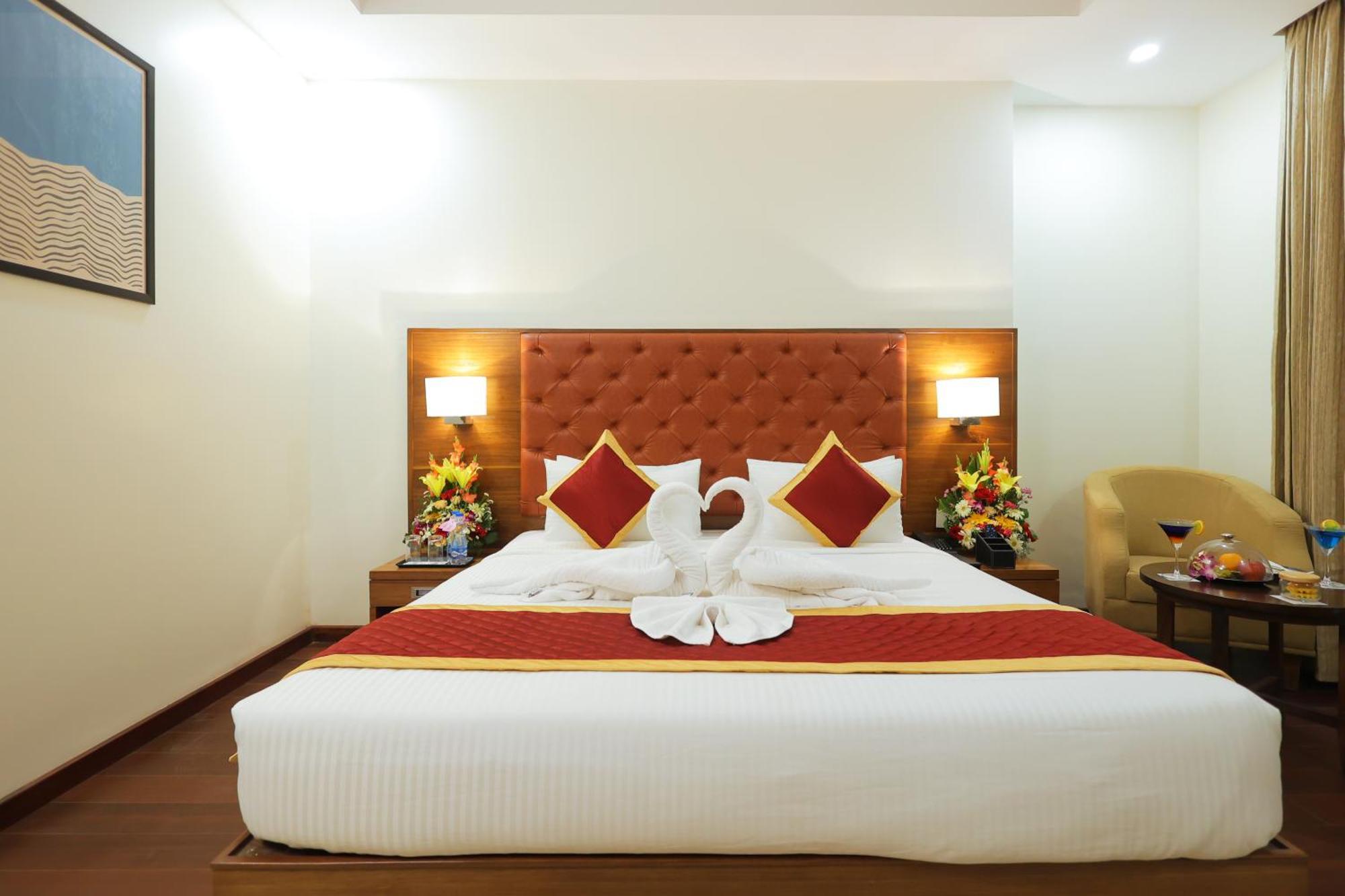 Icon Grand Hotel By Bhagini Bangalore Exteriör bild